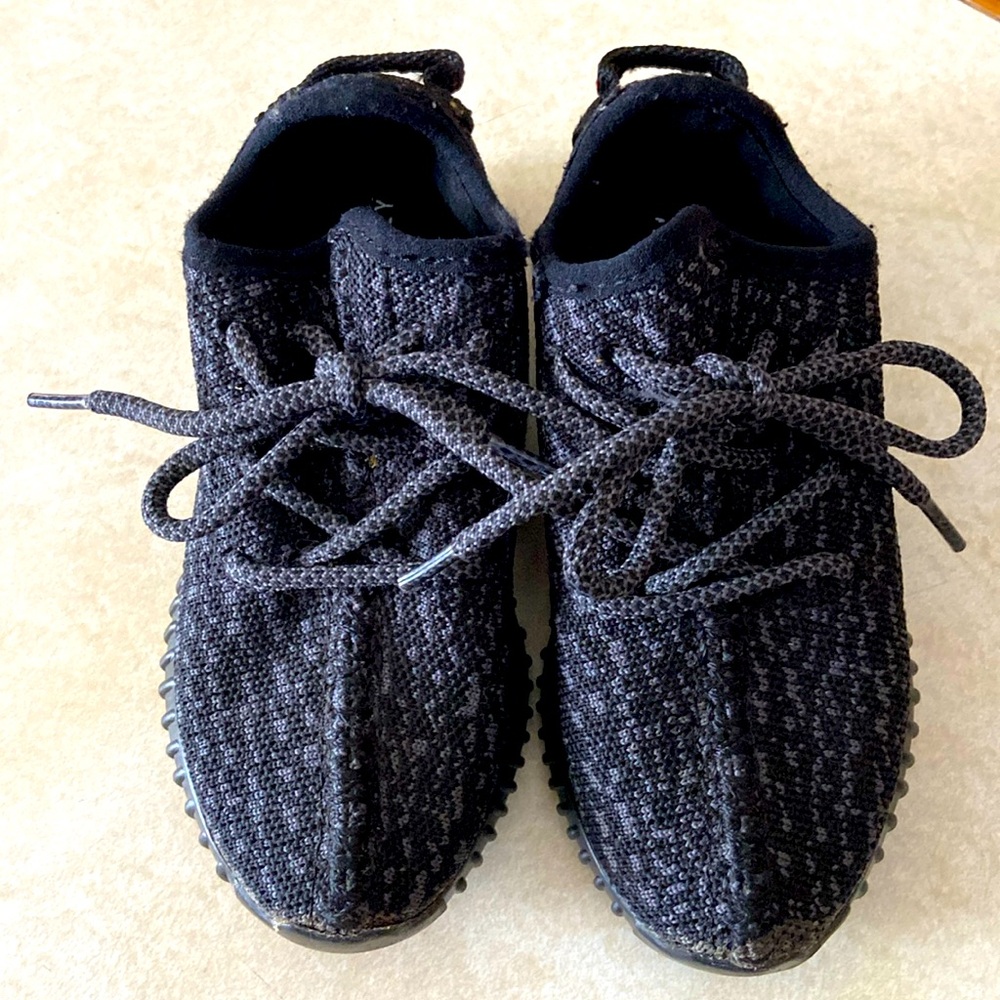 Kids adidas Yeezy black shoes